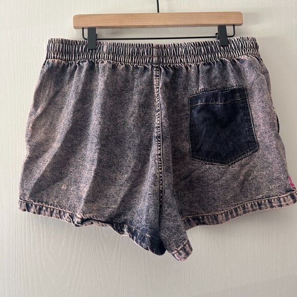 ONE TEASPOON Womens Denim Pink Acid Wash Boxer Drawstring Smocked Shorts Size XL - Picture 7 of 9
